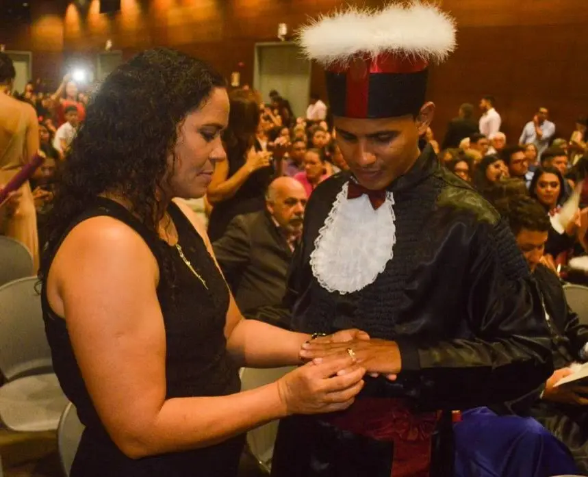 Dr. Marcio Fernandes em sua formatura em odontologia